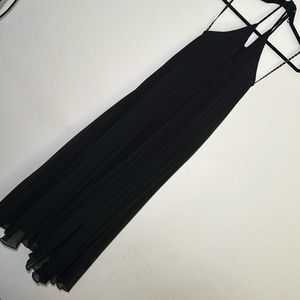 Missguided Black Pleated Halter Maxi Dress
